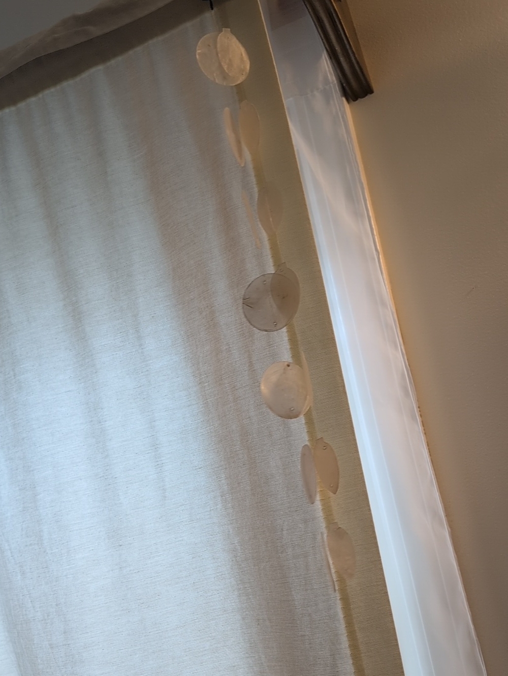 Decorative Shell Strand Chimes (X7)
